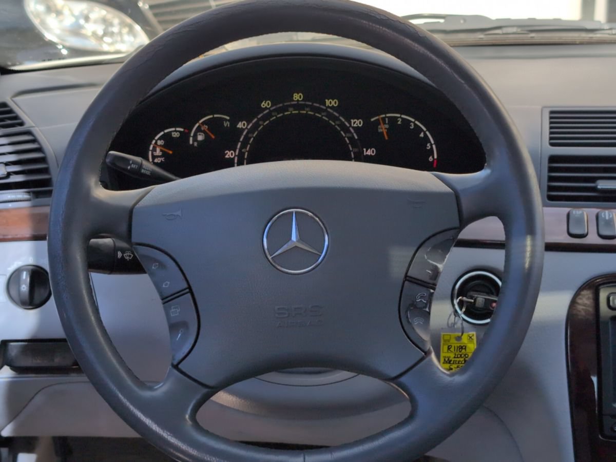 Used 2000 Mercedes-Benz S 500 image 25