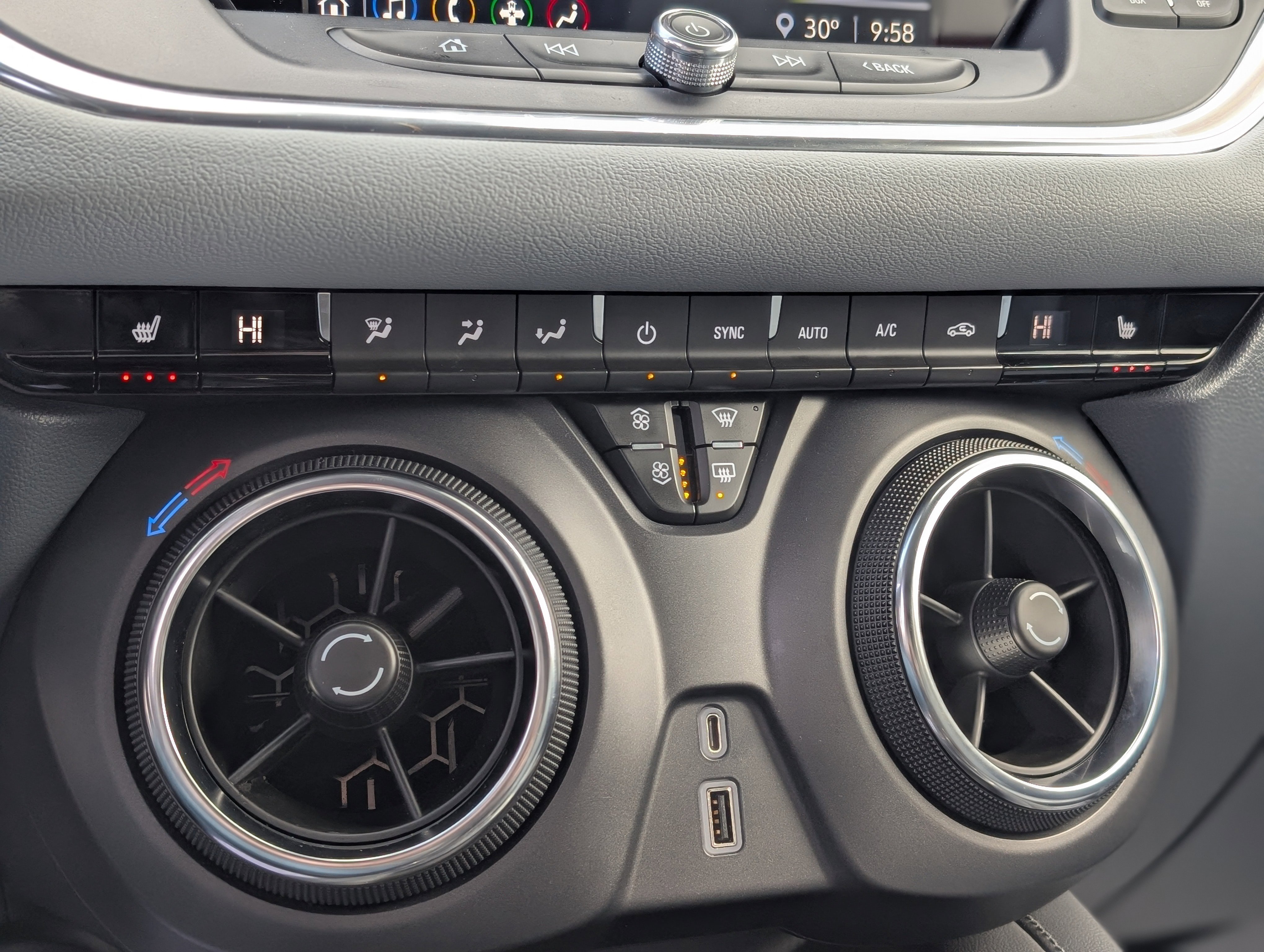 Used 2022 Chevrolet Blazer LT image 20