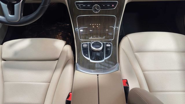 Used 2019 Mercedes-Benz C 300 Sedan w/ Premium Package image 20
