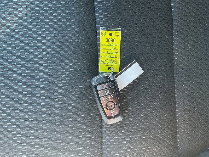 New 2026 Ford Escape ST-Line w/ Cold Weather Package FWD image 28