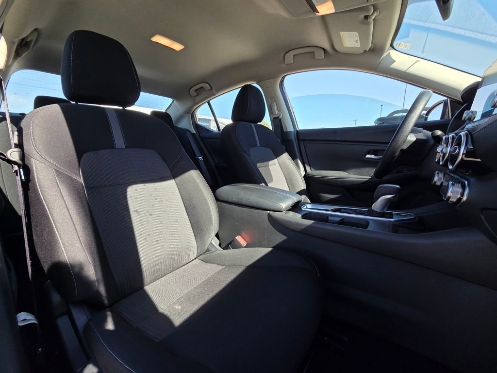 Used 2025 Nissan Sentra SV image 29