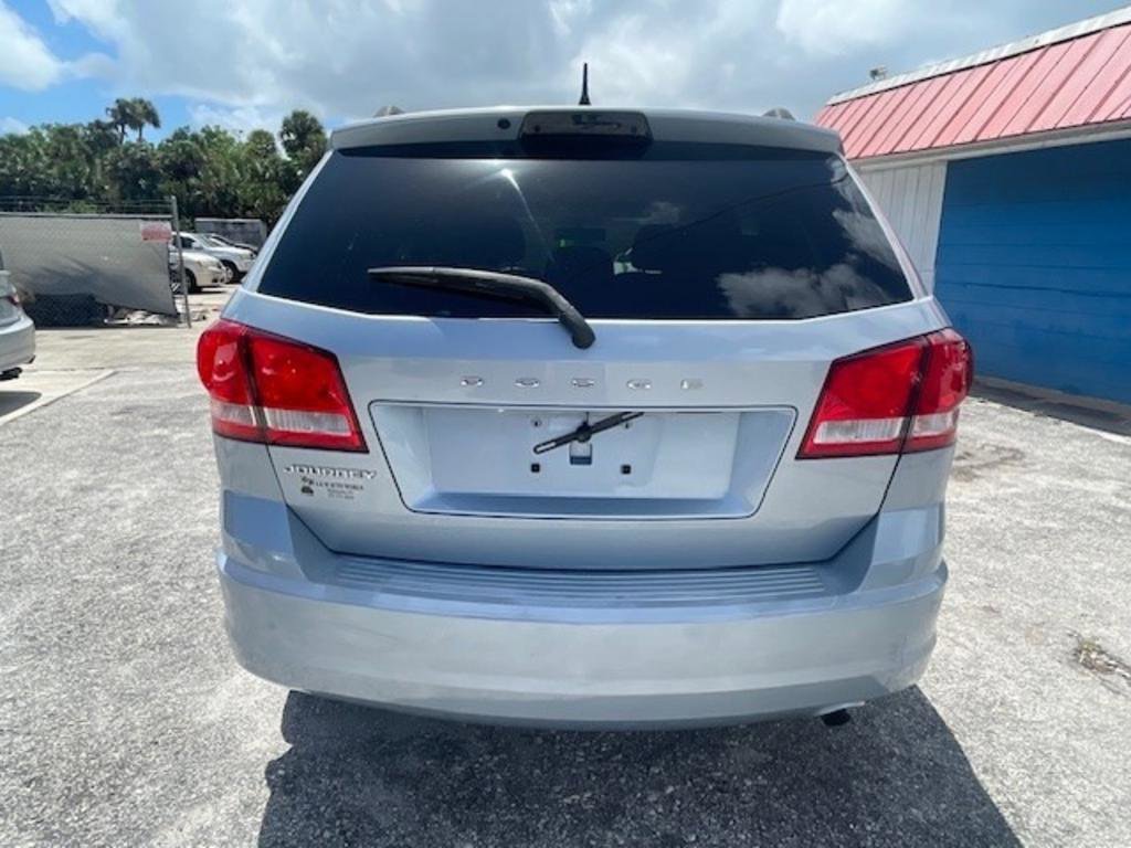 Used 2013 Dodge Journey SE FWD image 6