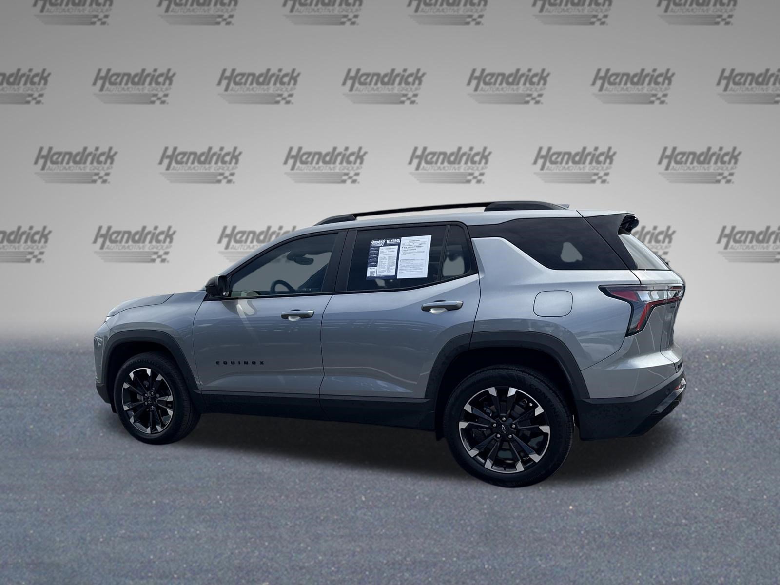 Used 2025 Chevrolet Equinox RS w/ Safety and Technology Package FWD image 7