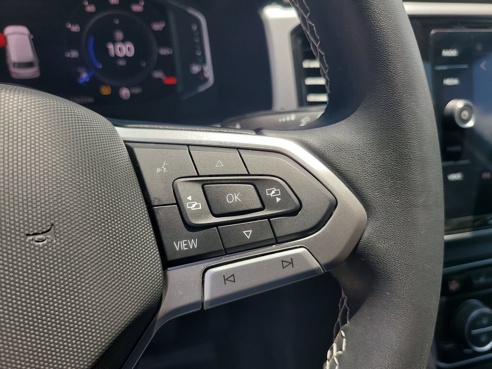 Used 2022 Volkswagen Atlas SE FWD image 27