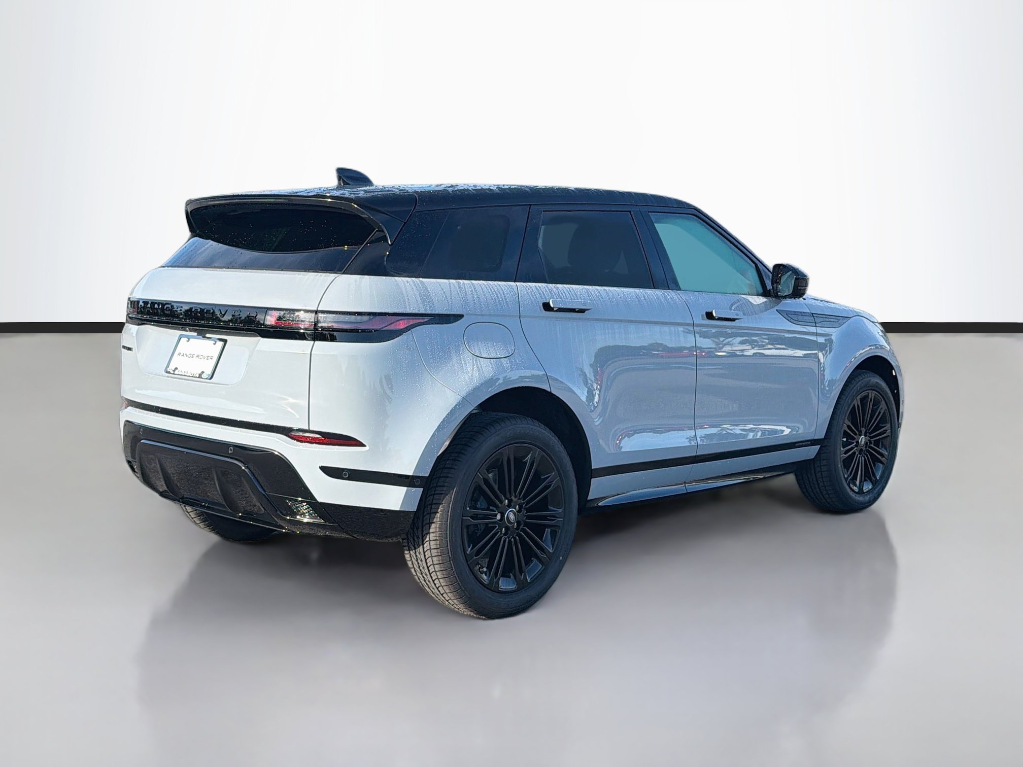 New 2026 Land Rover Range Rover Evoque Hoxton AWD/4WD image 5