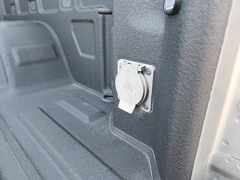 Used 2023 Chevrolet Silverado 1500 Custom AWD/4WD image 37
