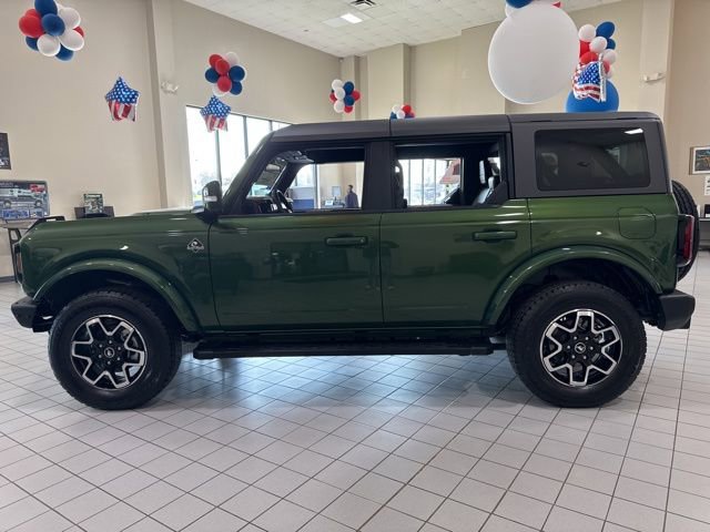 Used 2024 Ford Bronco Outer Banks AWD/4WD image 9