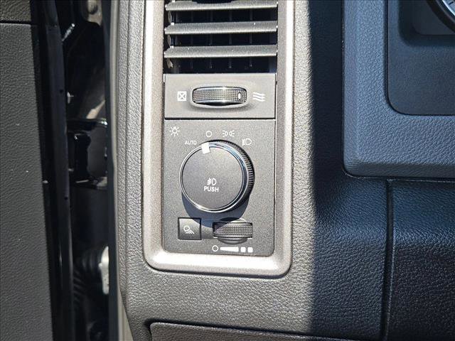 Used 2013 RAM 1500 Express image 15