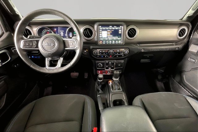 Used 2023 Jeep Wrangler Unlimited Rubicon 4xe w/ Cold Weather Group AWD/4WD image 7