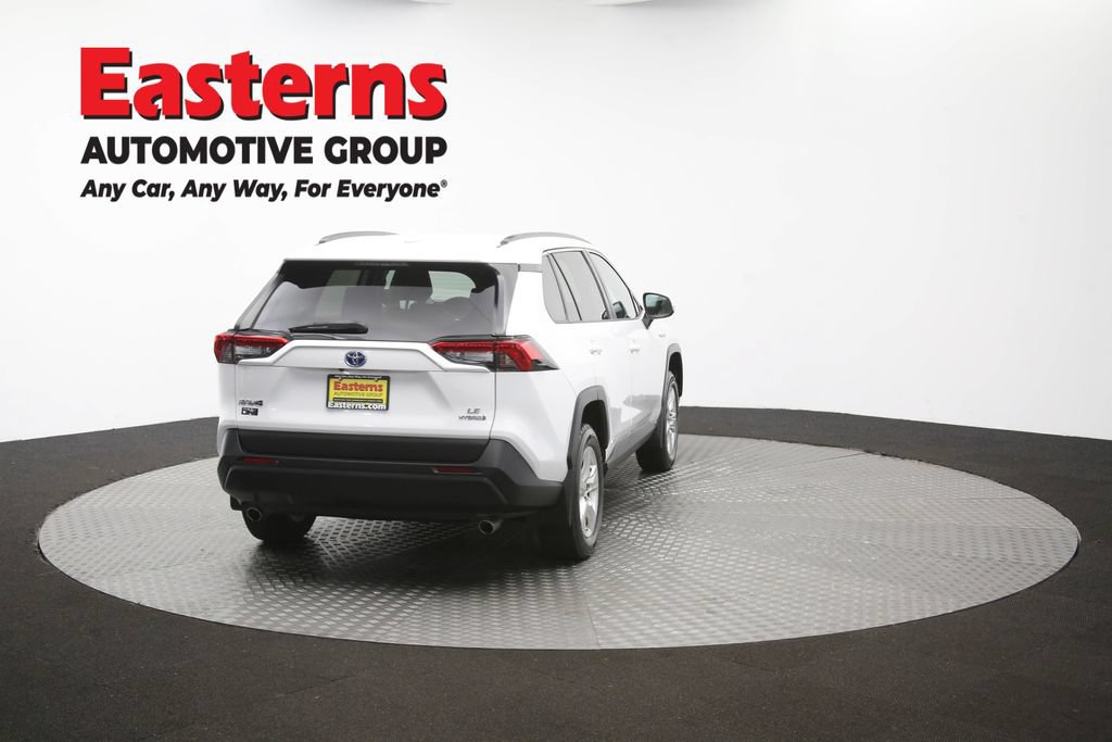 Used 2021 Toyota RAV4 LE w/ Carpet Mat Package (TMS) AWD/4WD image 40