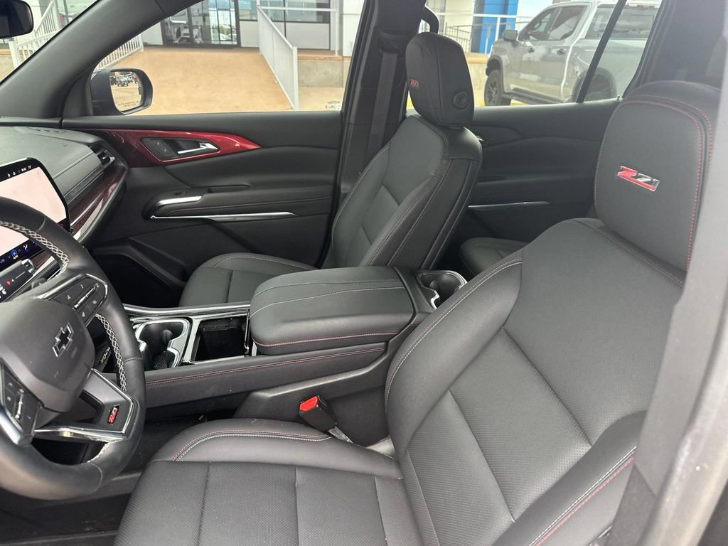 Used 2024 Chevrolet Traverse Z71 w/ LPO, Floor Liner Package AWD/4WD image 3