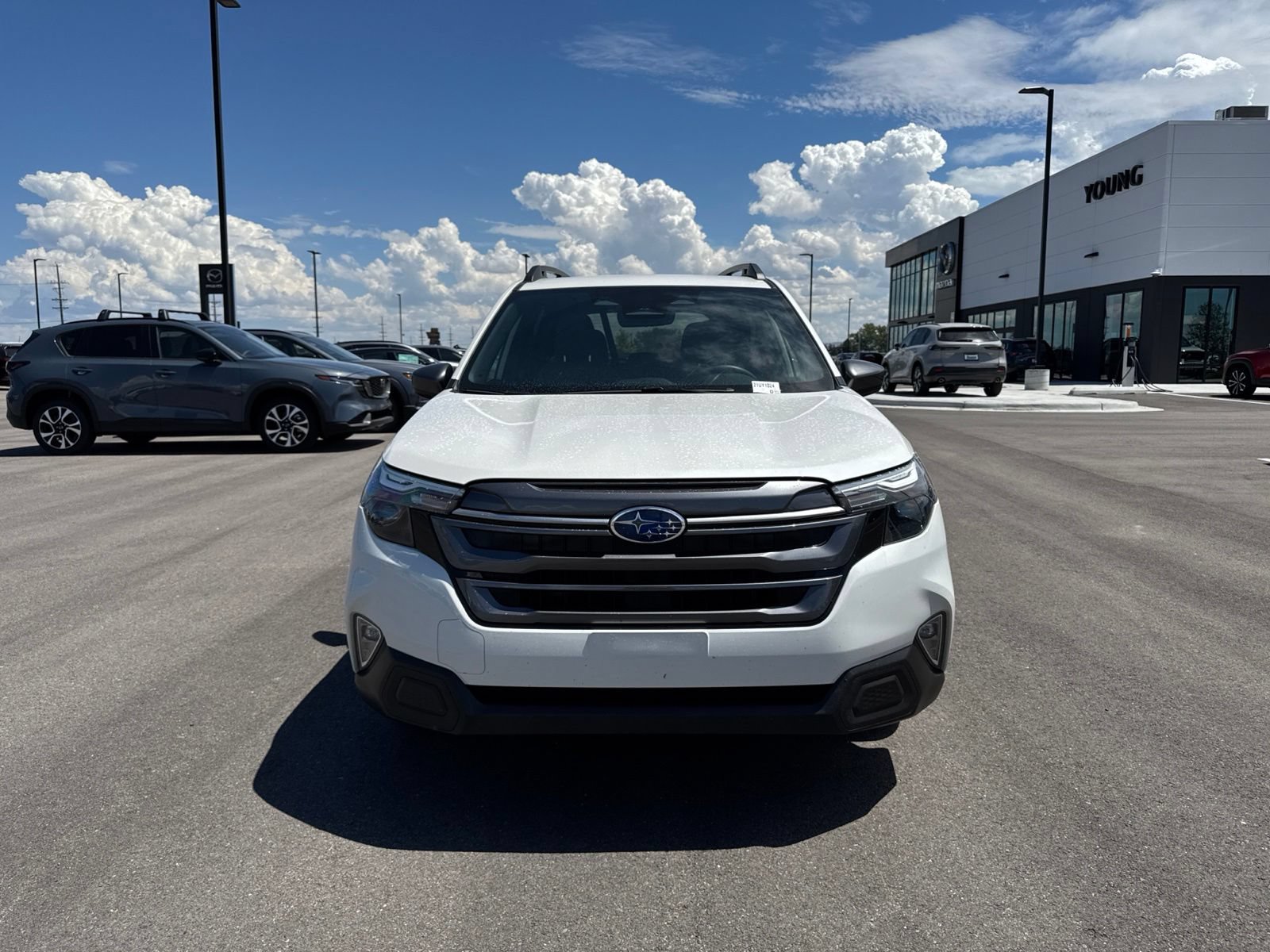 Used 2025 Subaru Forester Premium w/ Convenience Package #2 AWD/4WD image 2
