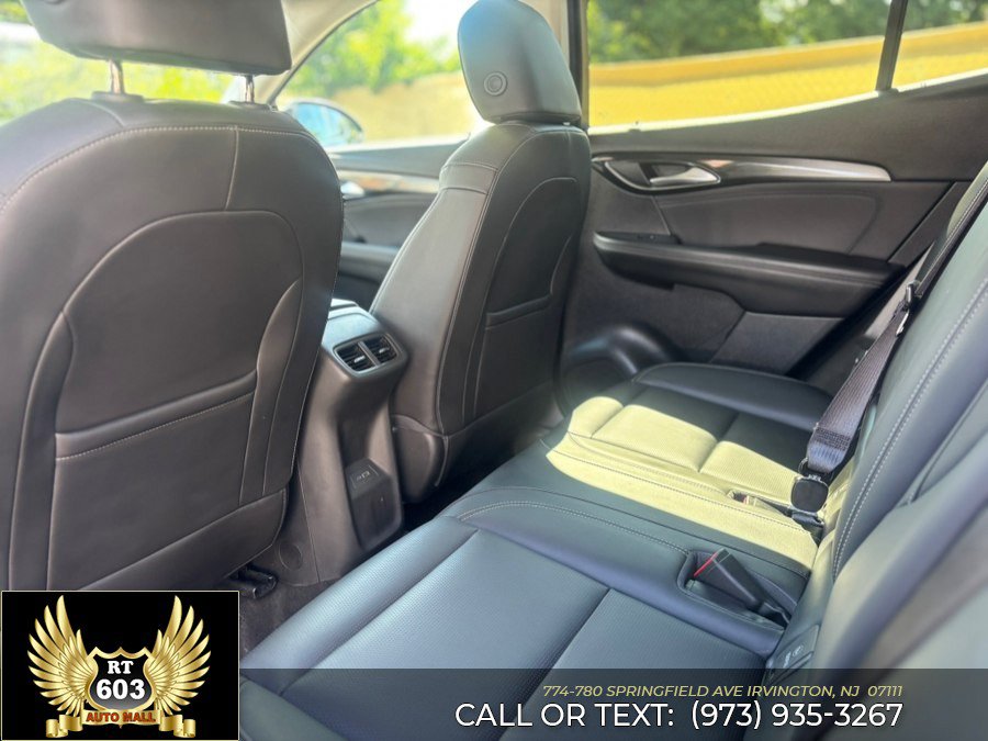 Used 2024 Buick Envision Preferred AWD/4WD image 8