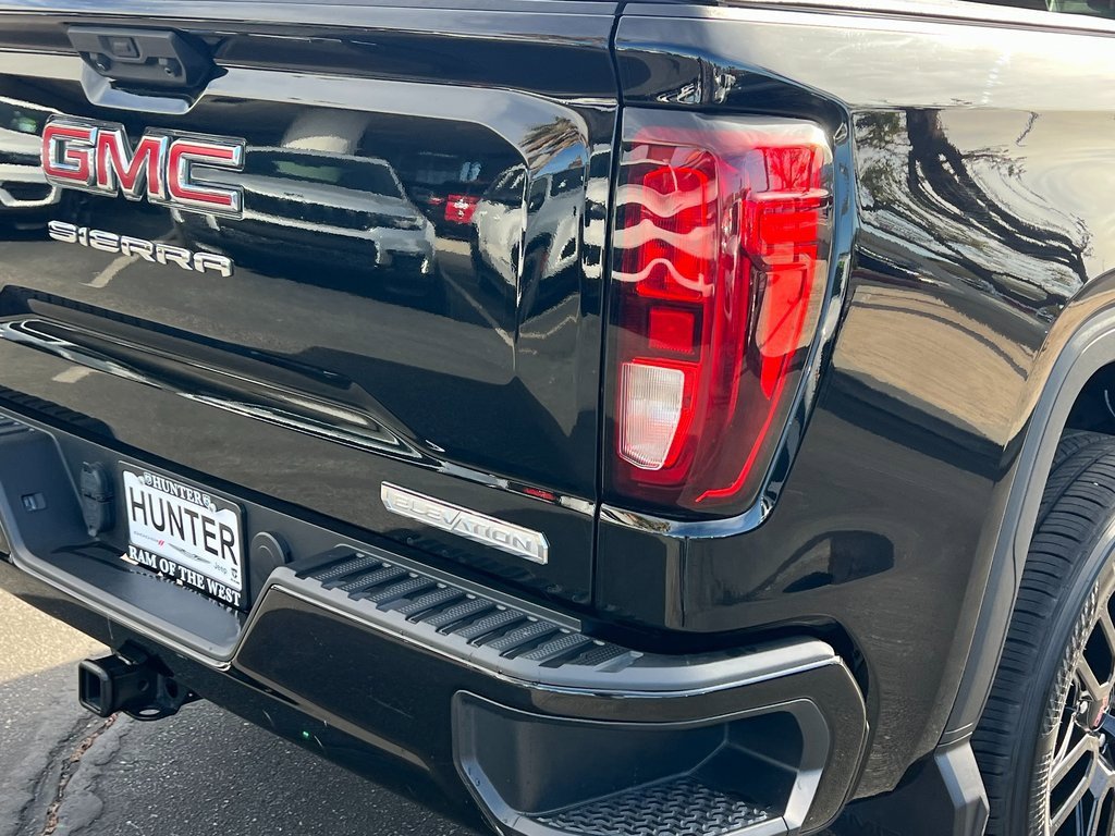 Used 2023 GMC Sierra 1500 Elevation image 17