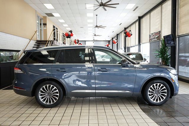 Used 2021 Lincoln Aviator Reserve AWD/4WD image 19