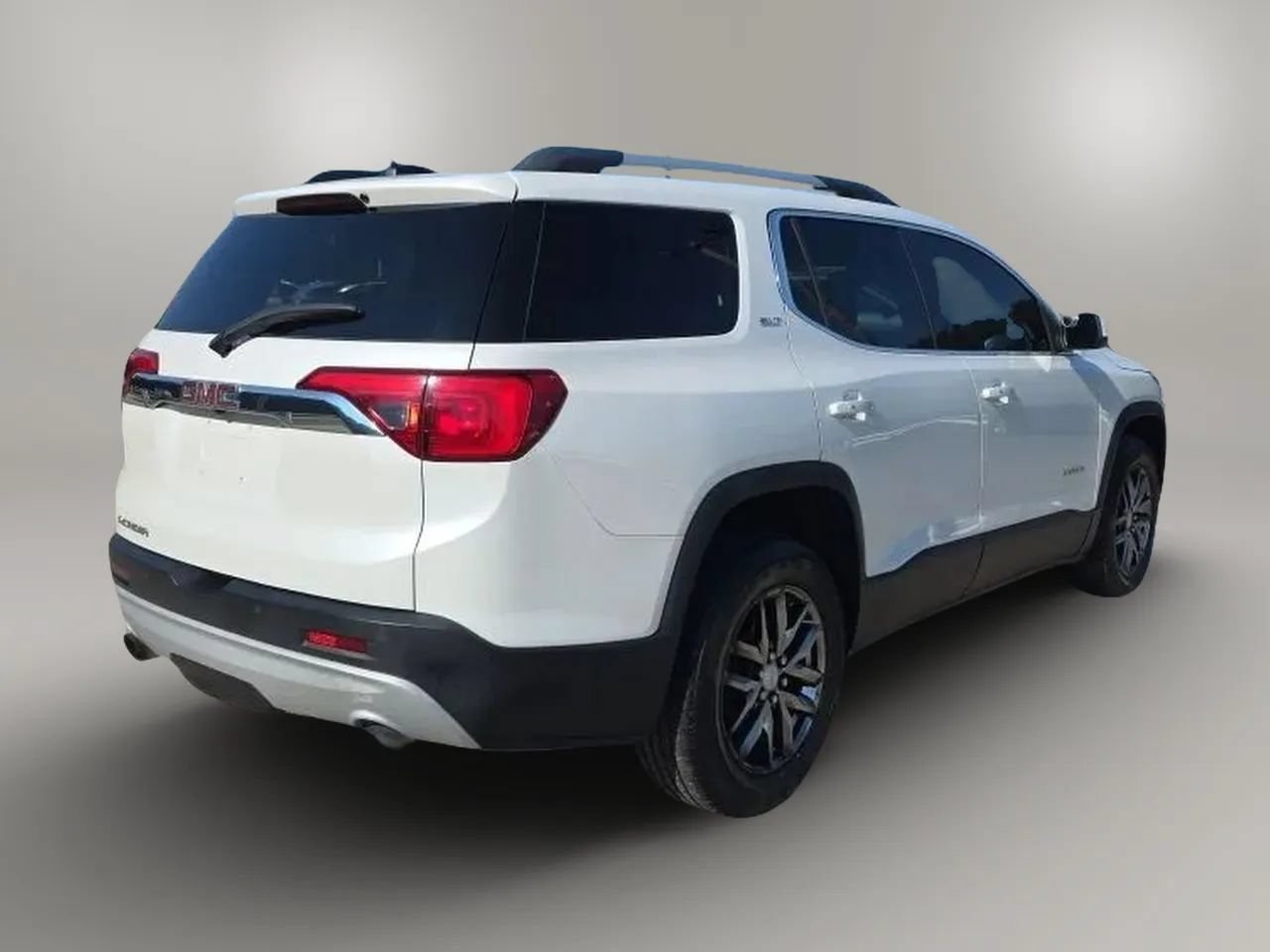 Used 2017 GMC Acadia SLT FWD image 7