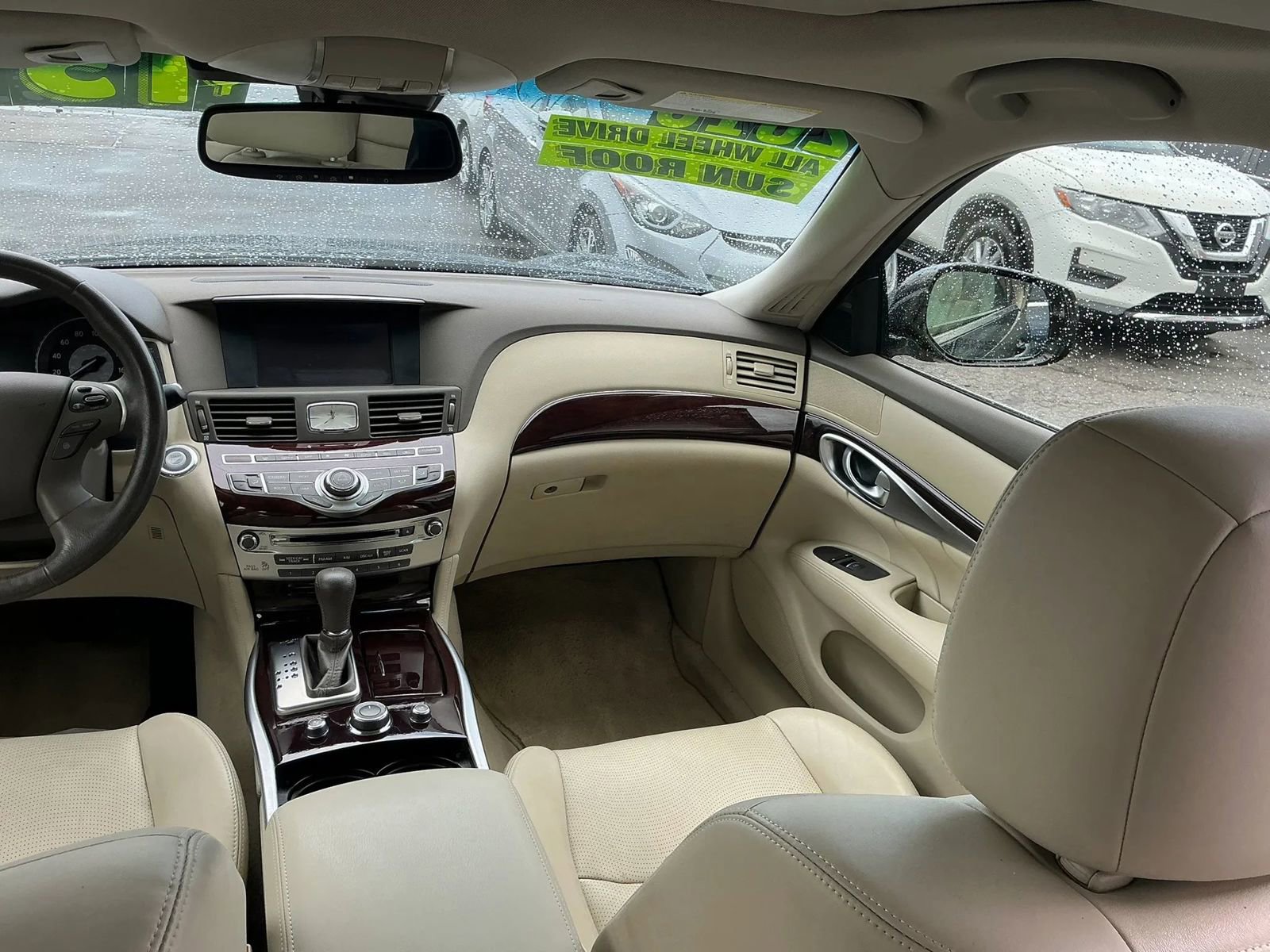 Used 2016 INFINITI Q70 3.7 w/ Technology Package AWD/4WD image 18