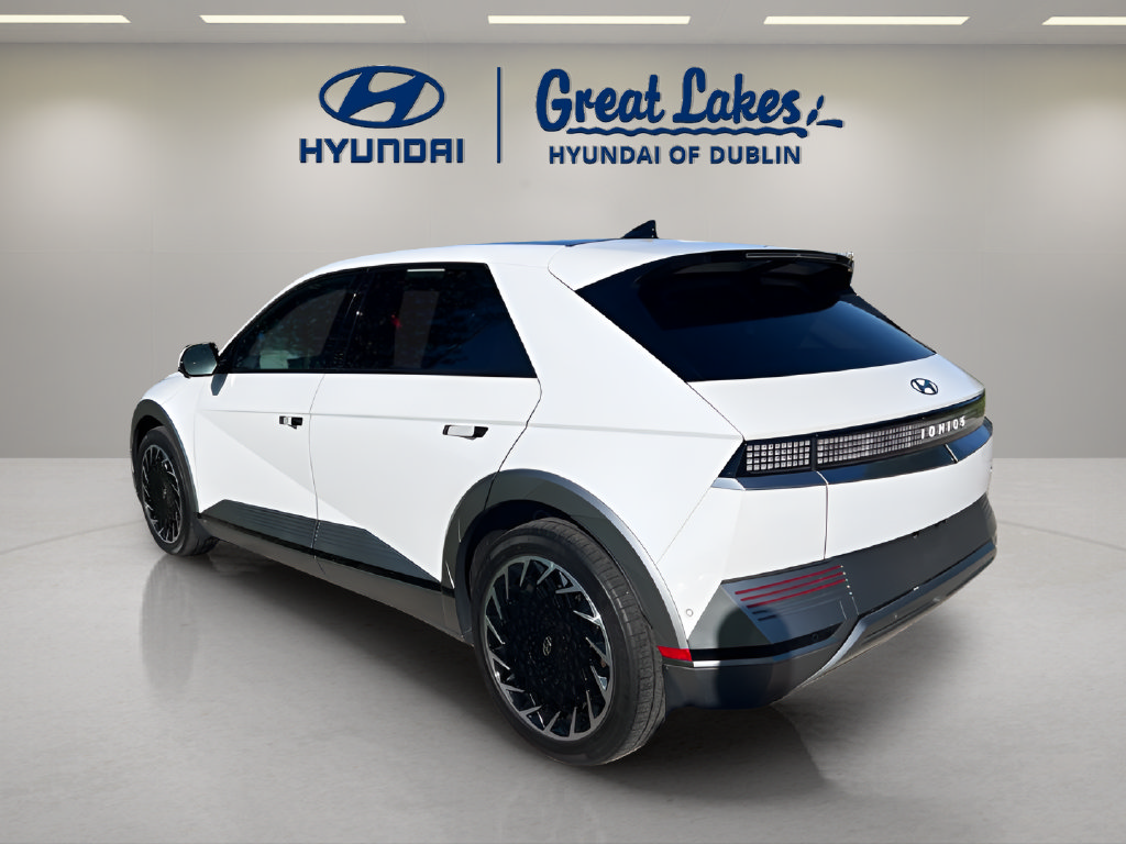 Used 2023 Hyundai Ioniq 5 Limited AWD/4WD image 3