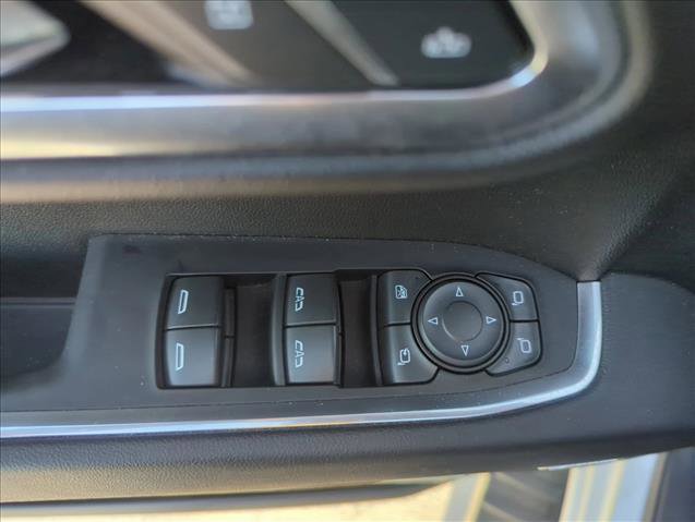 Used 2023 Chevrolet Silverado 1500 LTZ w/ LTZ Premium Package AWD/4WD image 10