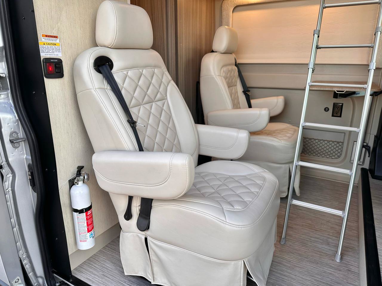 Used 2023 RAM ProMaster 3500 w/ Premium Convenience Group (B) FWD image 66