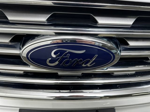 Used 2021 Ford Edge SE image 9