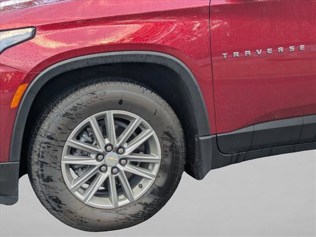 Used 2023 Chevrolet Traverse LT w/ LPO, Floor Liner Package image 9