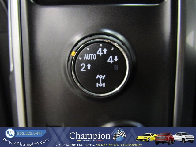 Used 2015 Chevrolet Silverado 1500 LTZ w/ LTZ Plus Package AWD/4WD image 29