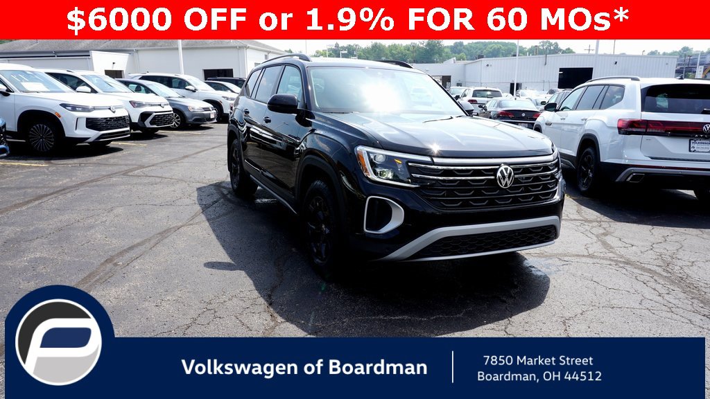 New 2025 Volkswagen Atlas Peak Edition SE image 1