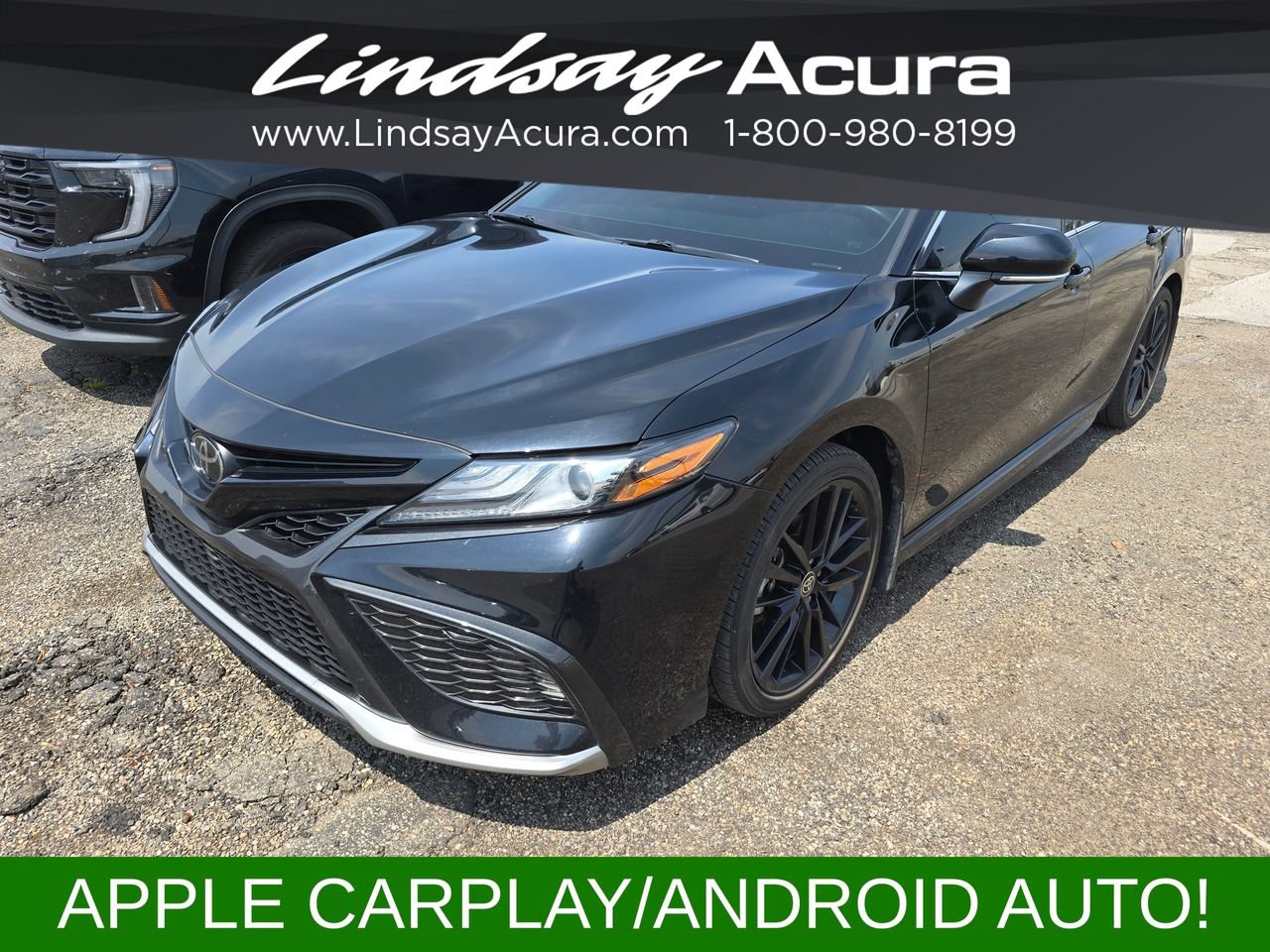 Used 2023 Toyota Camry XSE FWD image 2