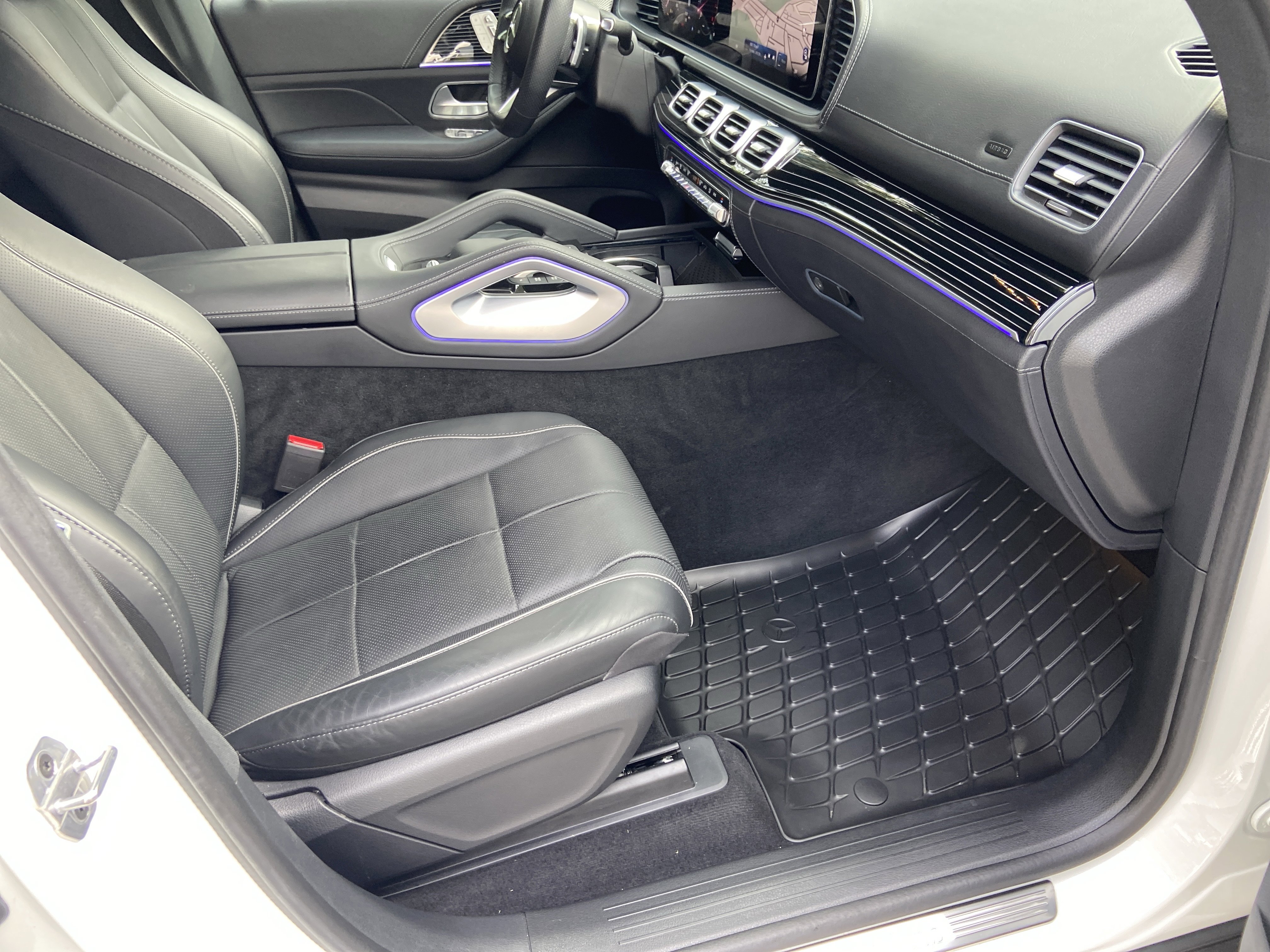 Certified 2024 Mercedes-Benz GLS 450 4MATIC image 52