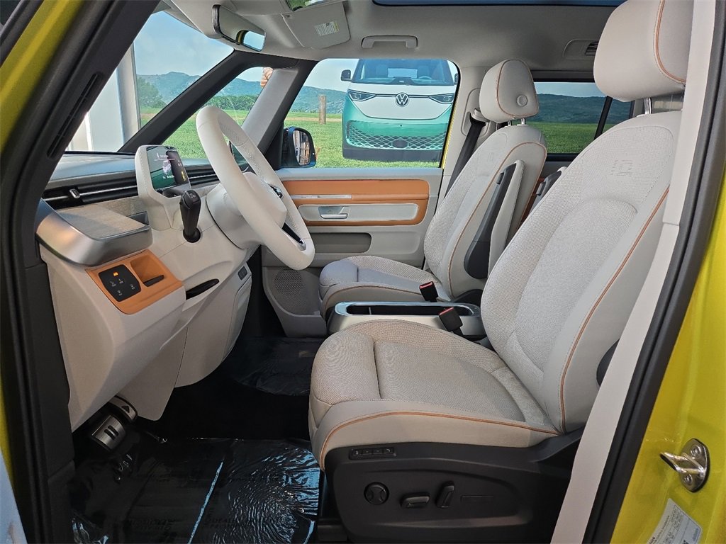 New 2025 Volkswagen ID. Buzz 1st Edition image 13