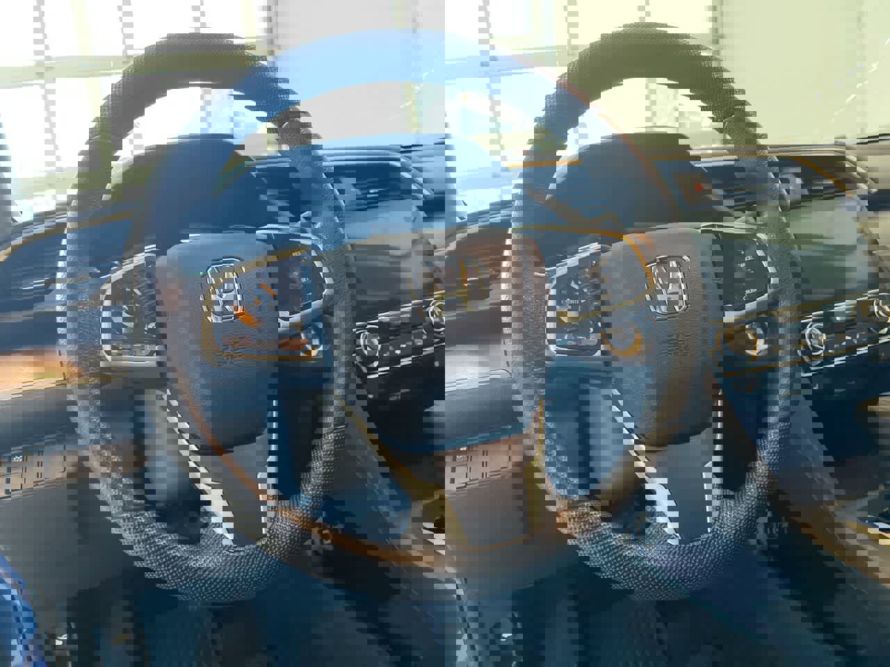 Used 2017 Honda Civic EX-T image 14