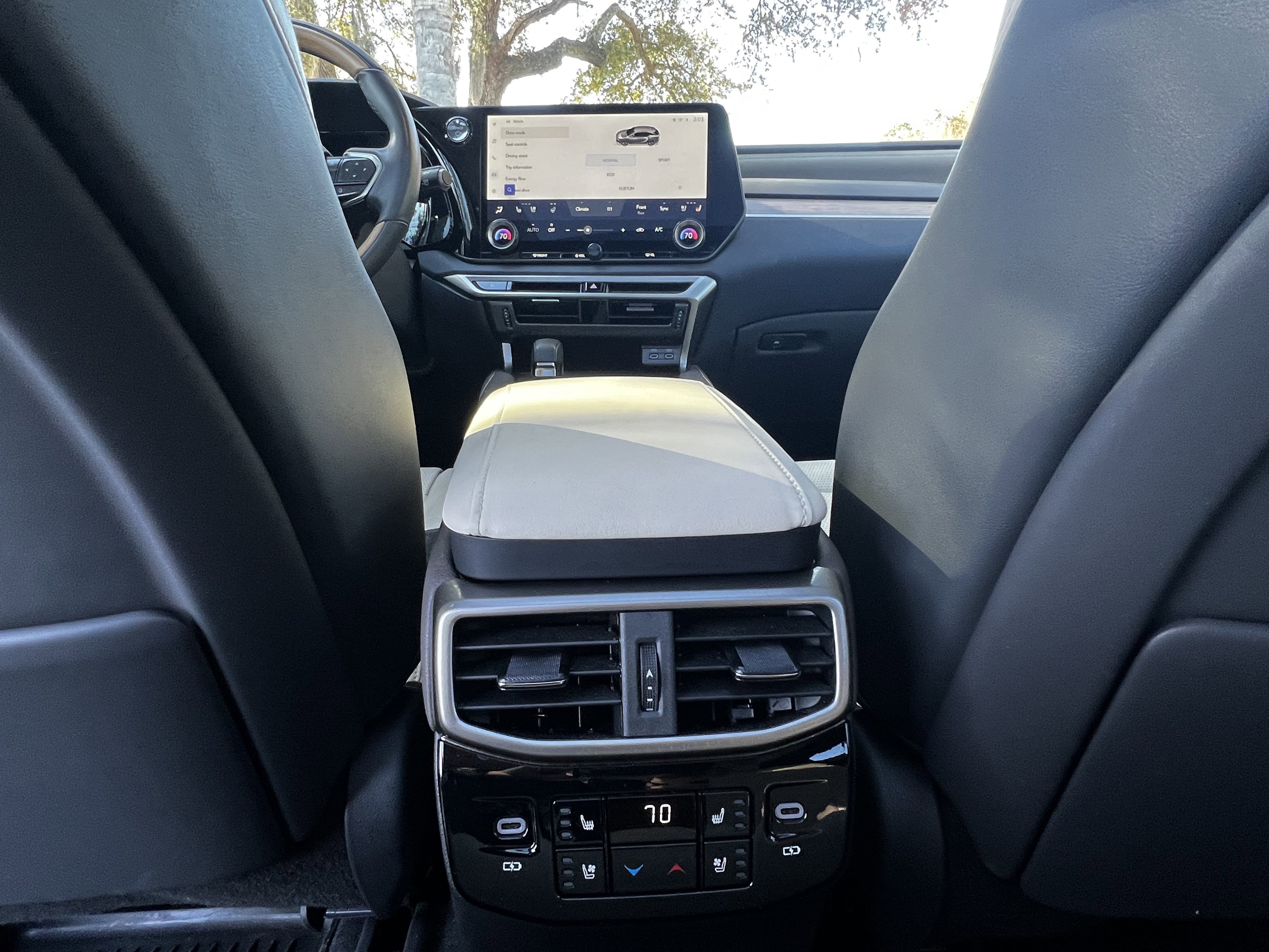 Used 2024 Lexus RX 350 image 37