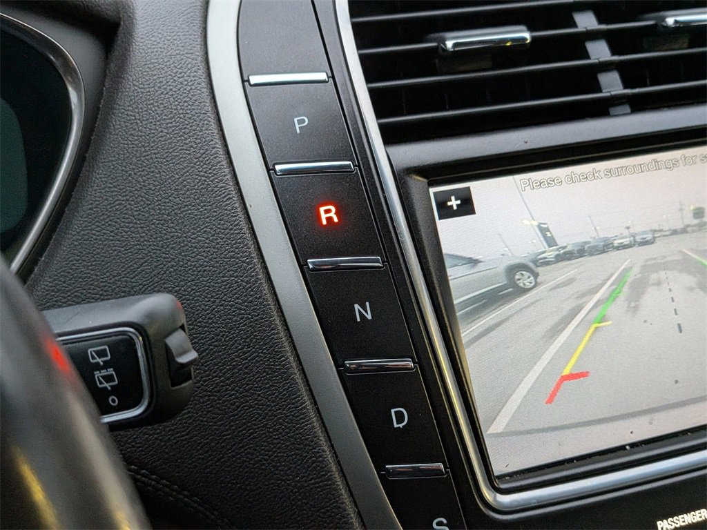 Used 2019 Lincoln Nautilus Select image 23