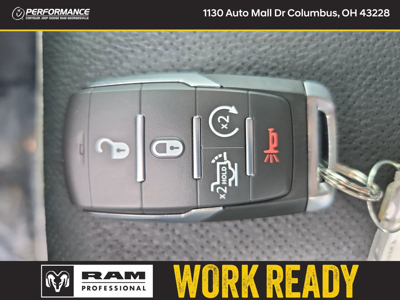 New 2026 RAM 3500 Laramie AWD/4WD image 39