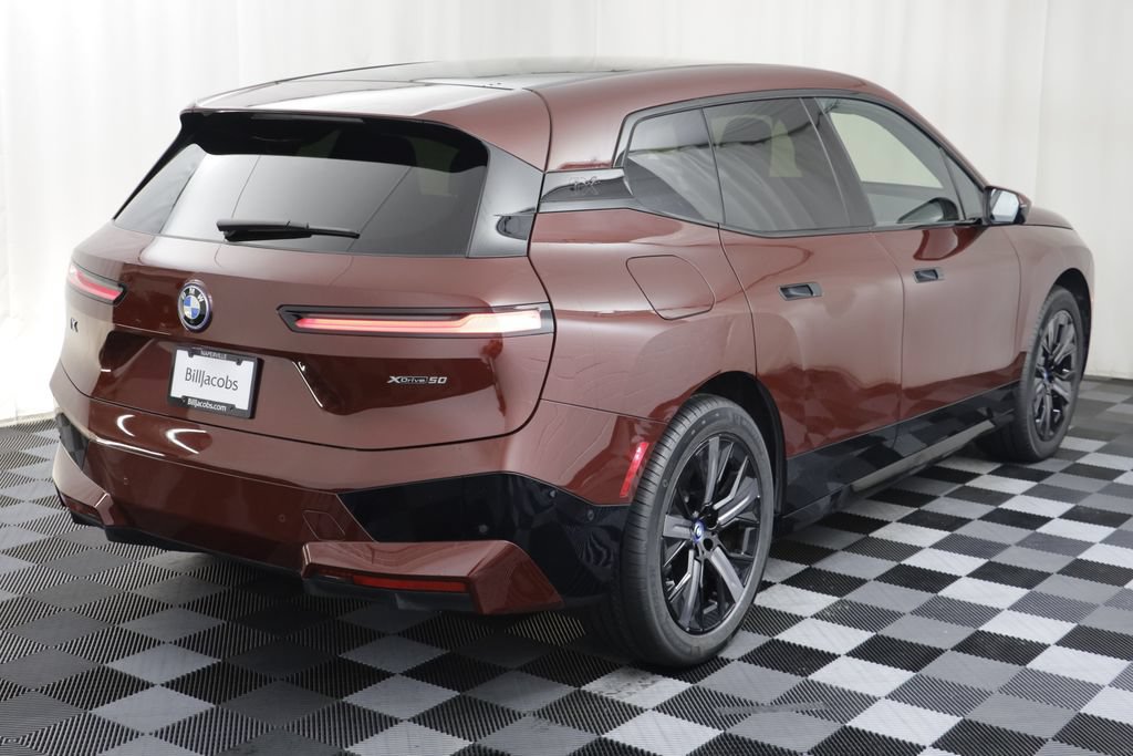 Certified 2023 BMW iX xDrive50 w/ Sport Package AWD/4WD image 19