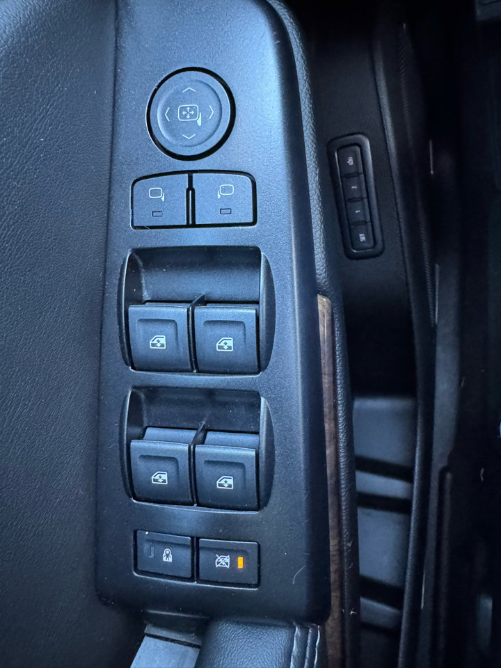 Used 2020 Chevrolet Tahoe LT image 15