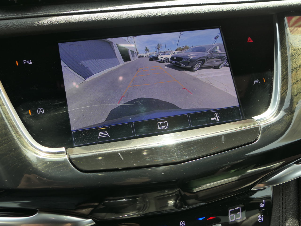 Used 2023 Cadillac XT6 Premium Luxury FWD image 19