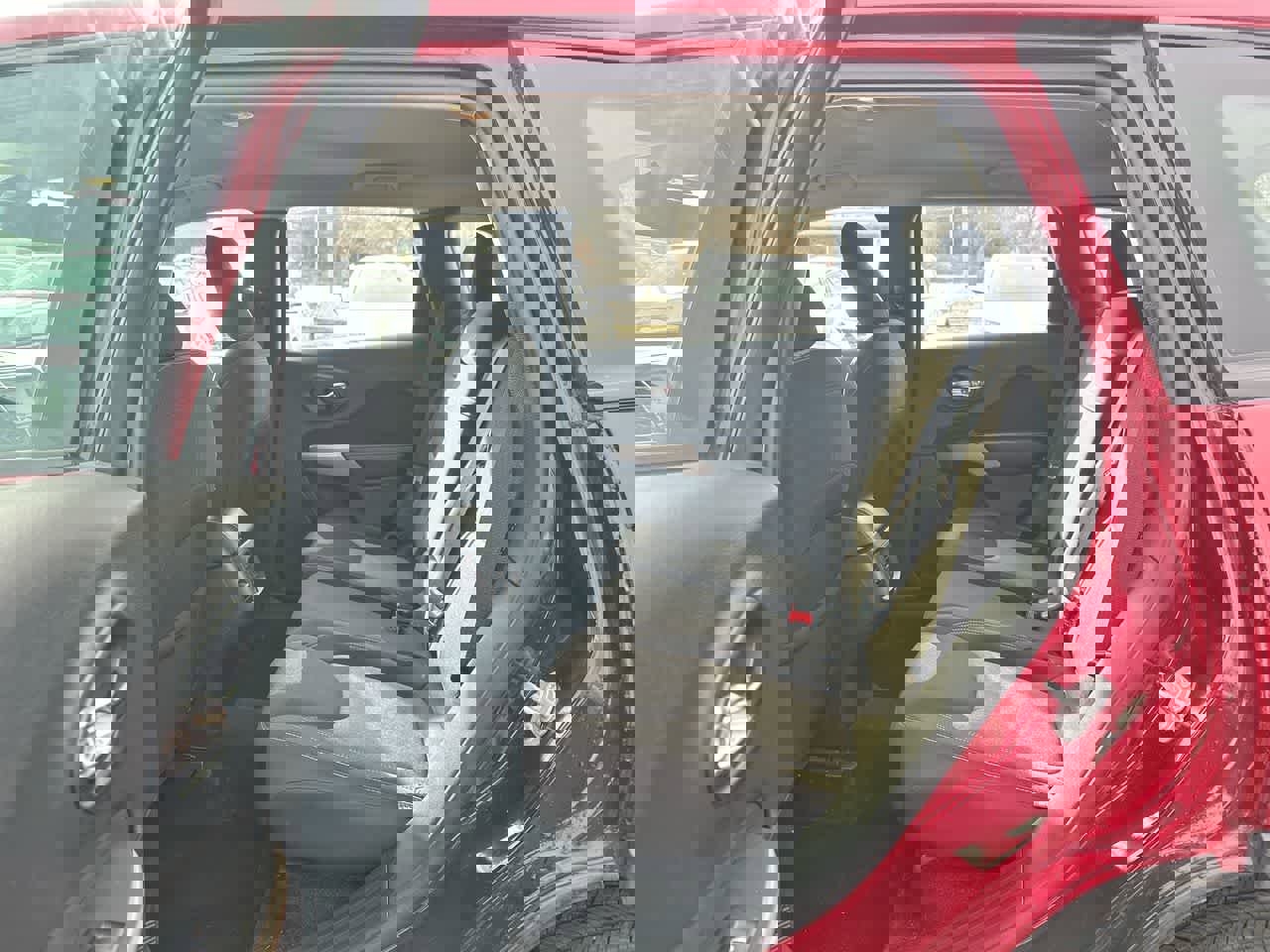 Used 2017 Jeep Cherokee Sport image 24