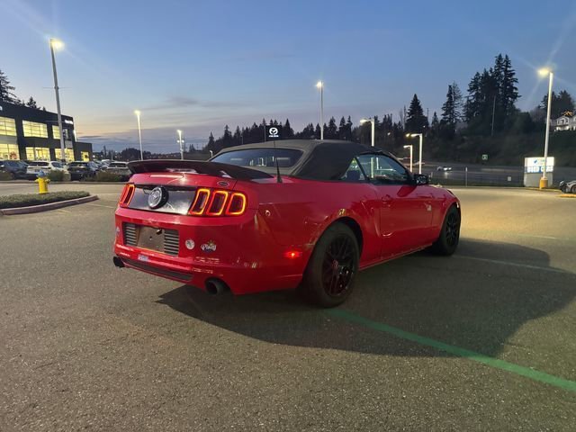 Used 2014 Ford Mustang Premium image 3