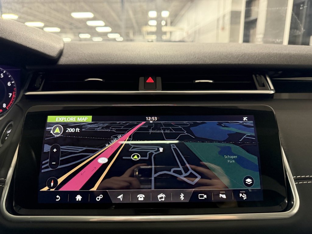 Used 2020 Land Rover Range Rover Velar R-Dynamic HSE image 12