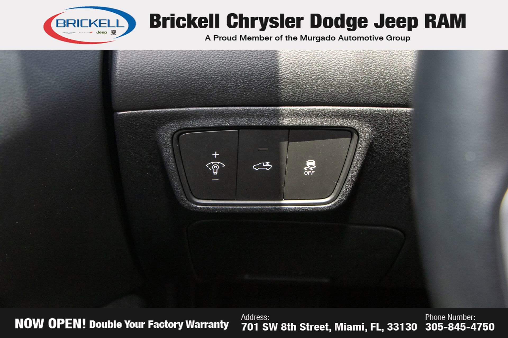 Used 2023 Hyundai Santa Cruz SEL Premium AWD/4WD image 25