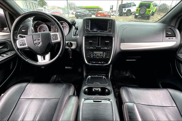 Used 2018 Dodge Grand Caravan GT image 7