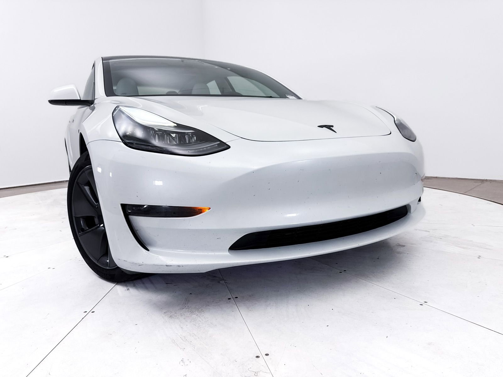 Used 2023 Tesla Model 3 Standard Range RWD image 7