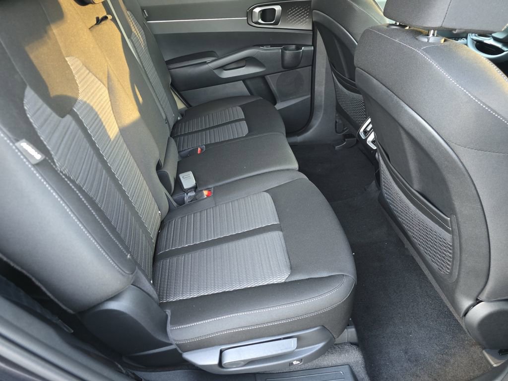New 2026 Kia Sorento LX image 21
