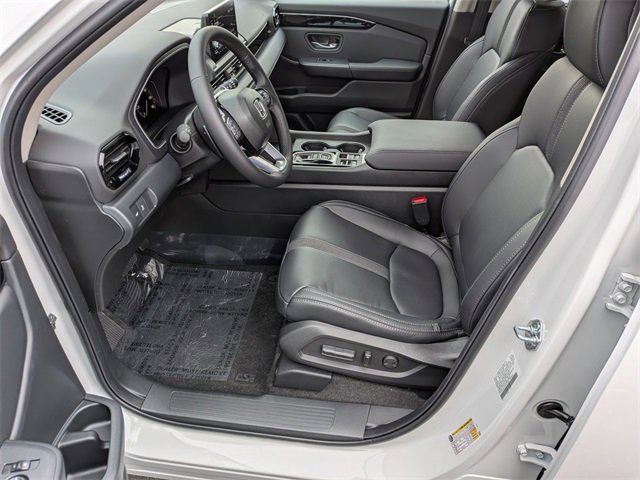 New 2025 Honda Pilot EX-L image 10