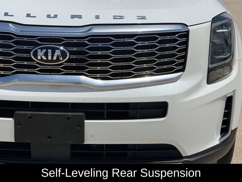 Used 2020 Kia Telluride EX w/ EX Premium Package AWD/4WD image 4