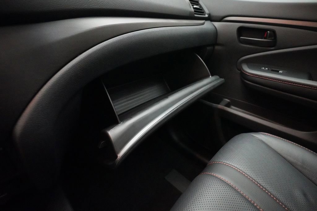 Certified 2024 Honda Passport TrailSport image 30