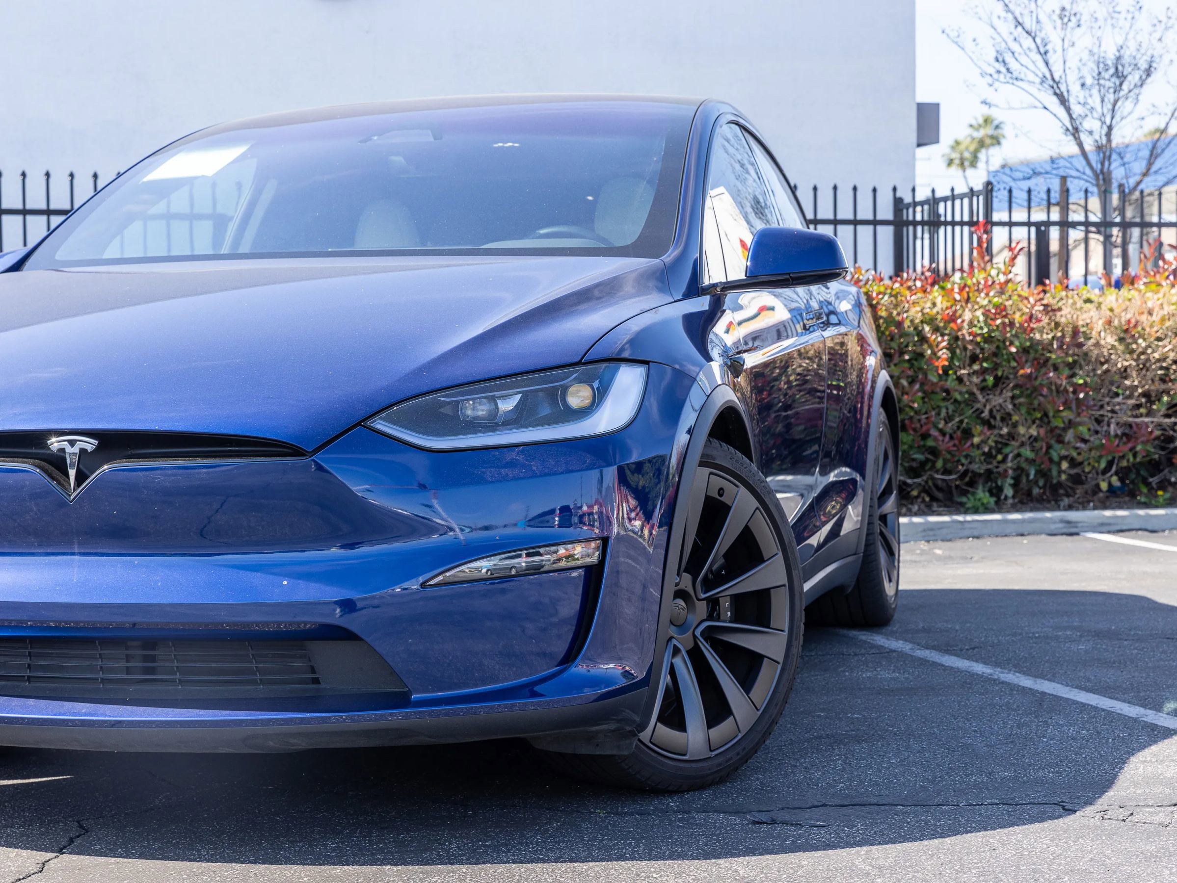 Used 2024 Tesla Model X image 16