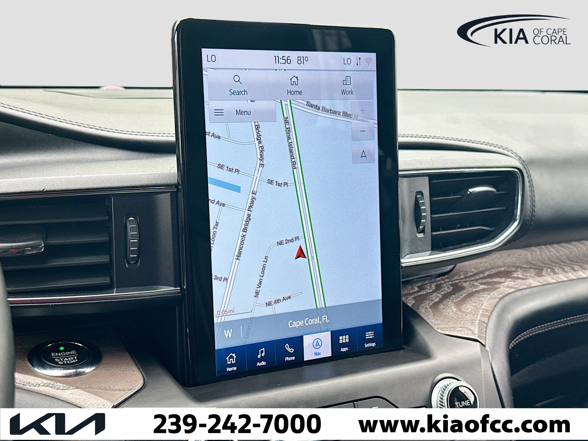 Used 2020 Ford Explorer Platinum w/ Premium Technology Package image 33